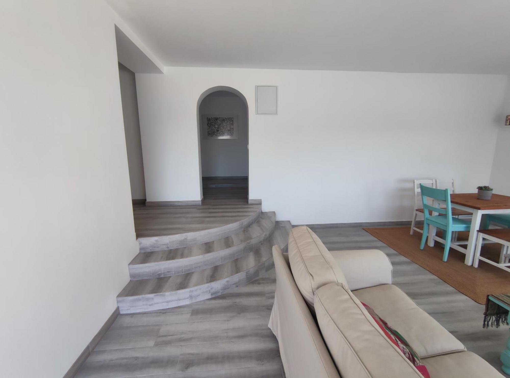 Planta Independiente En Villa Primavera Михас Экстерьер фото